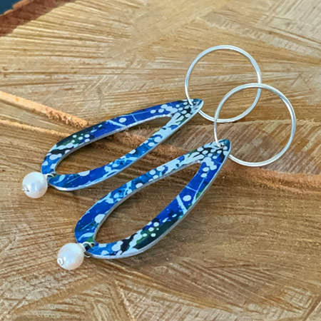 Australian teardrop earrings