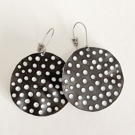 Piccola drop earrings